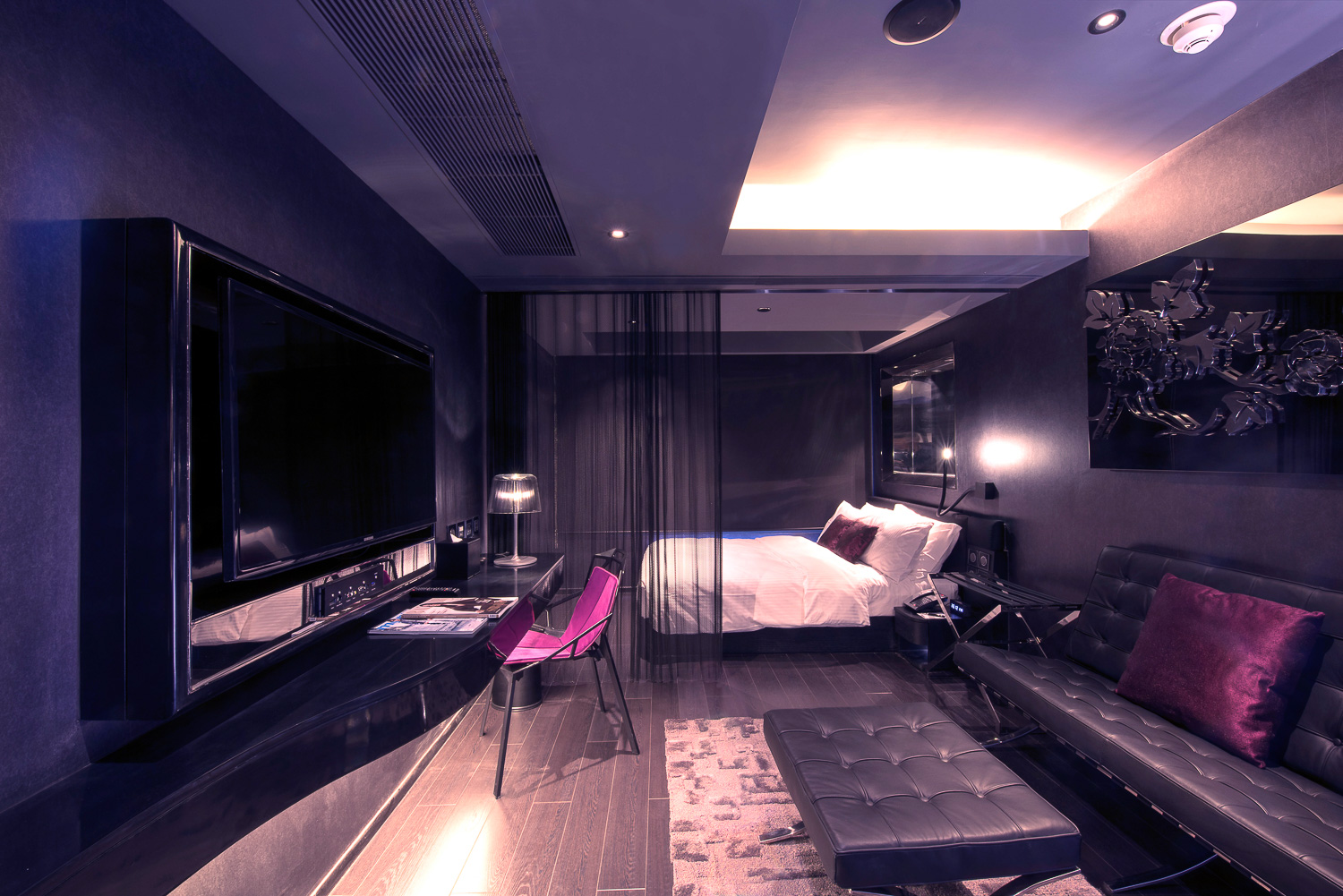 8-DIN_5685r.jpg