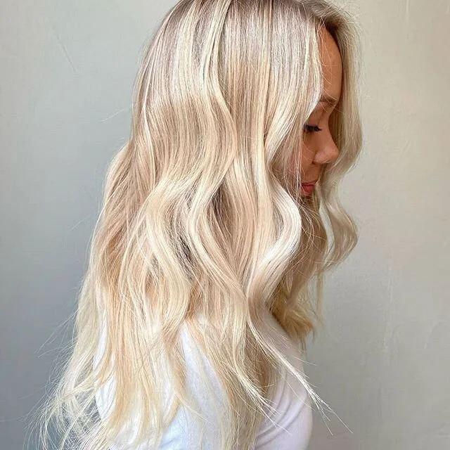 Repost from @pinjapohair⁠
⁠
Never go out of fashion with luxury highlighting and incredible visual effects. 💖