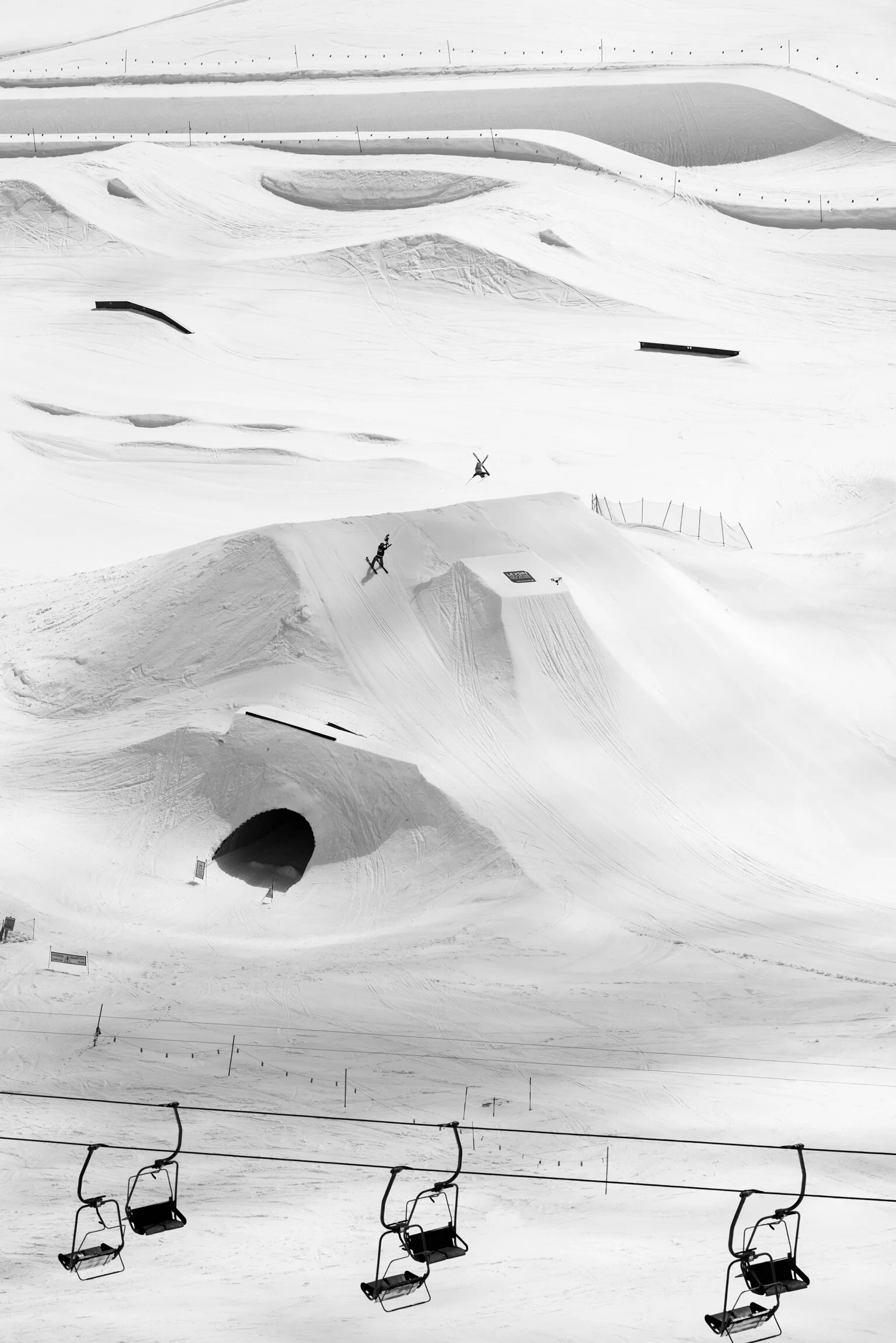 2021_©OskarHall_Leysin-3.jpg