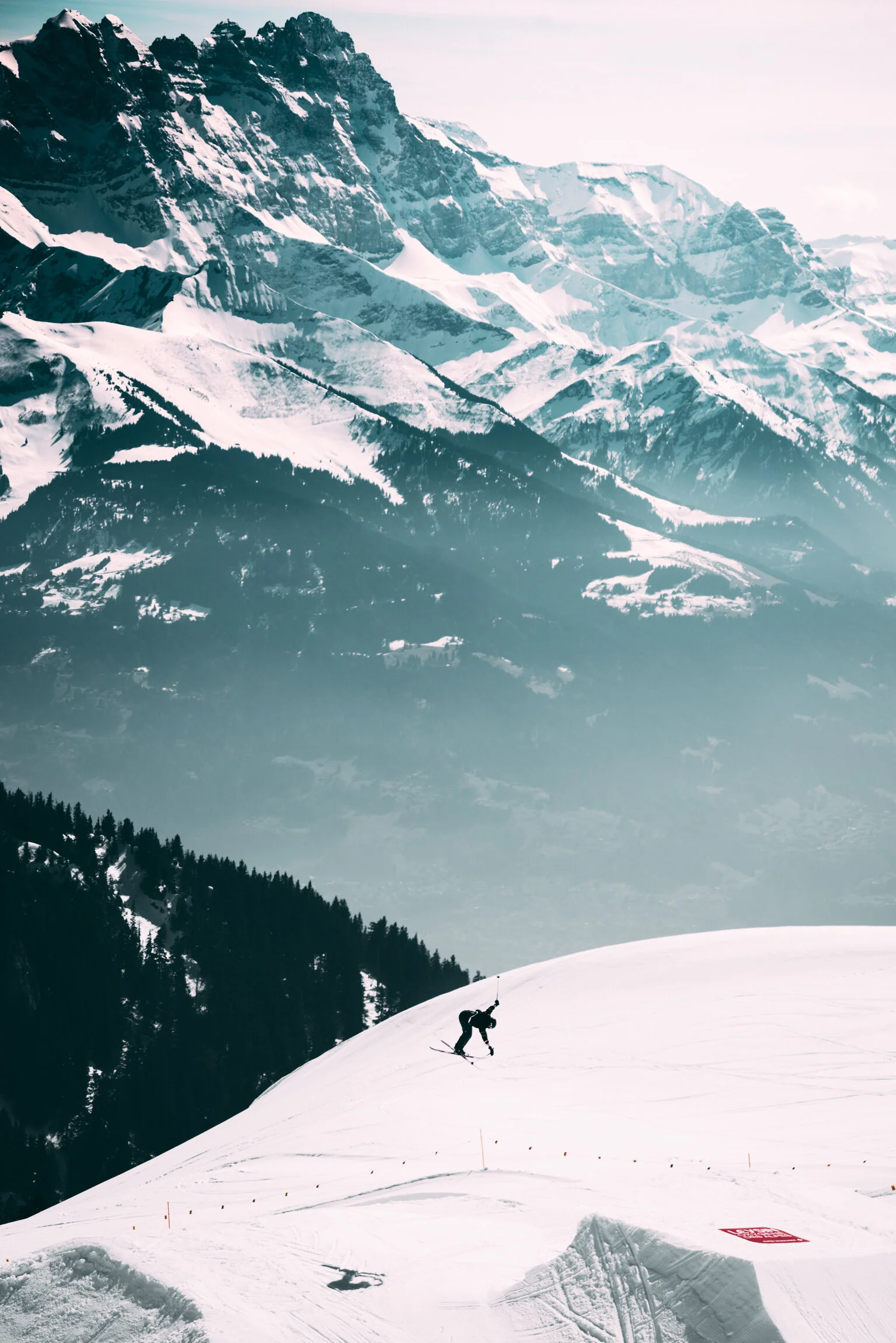2021_©OskarHall_Leysin-2.jpg