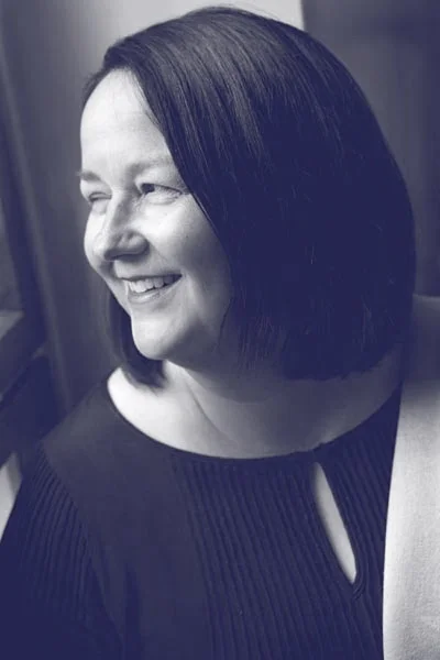 sari-l.jpg