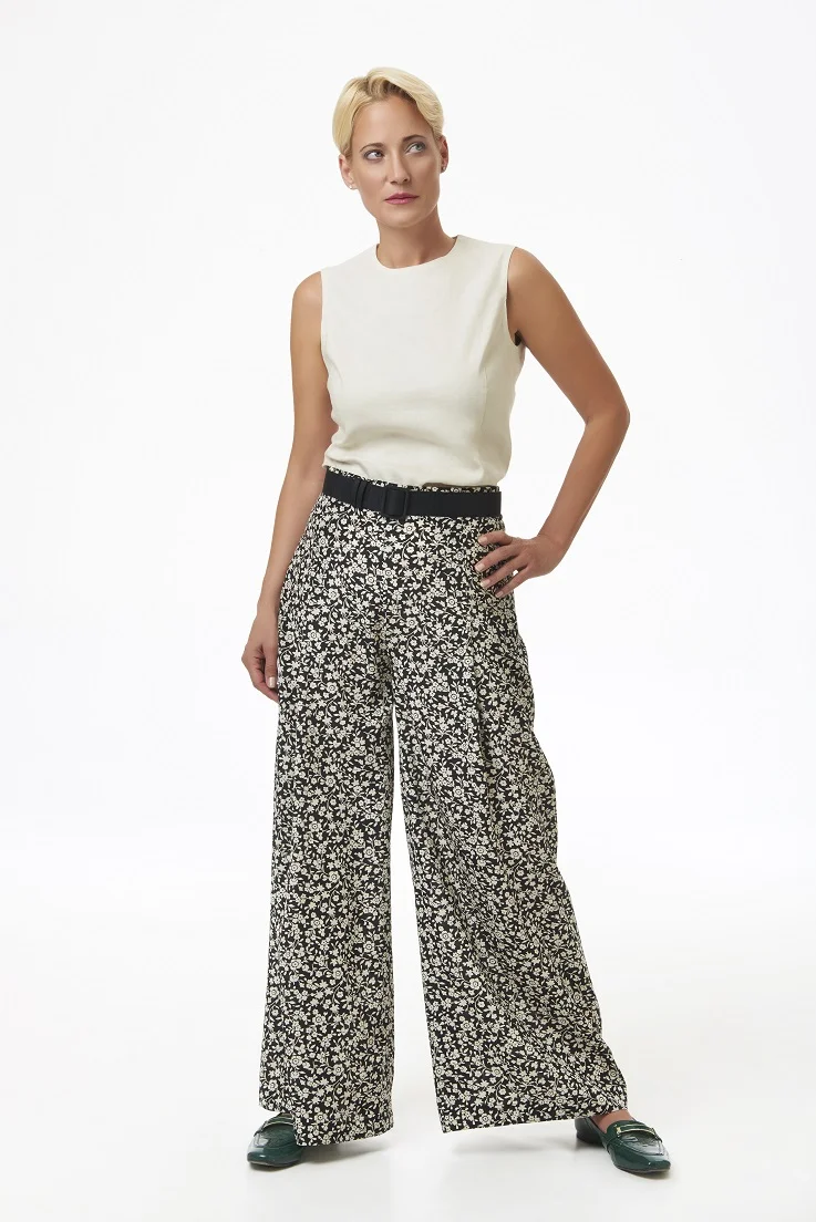 Floral palazzo pants with linen sleeveless top.jpg