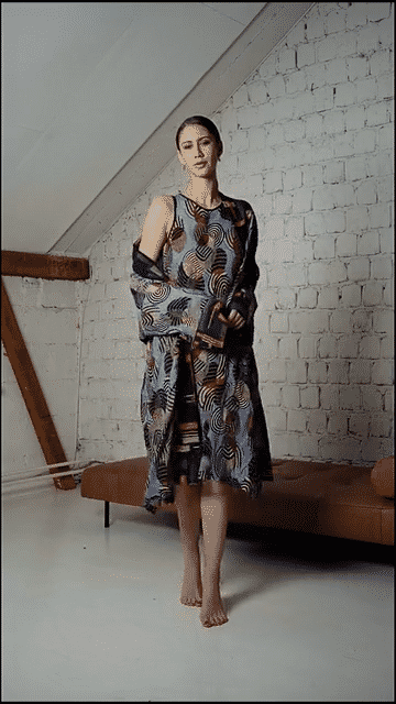 57 Cobalt Robe & Dress_1-low.gif