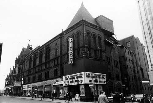 The Plaza cinema © Leeds City Libraries, 1970