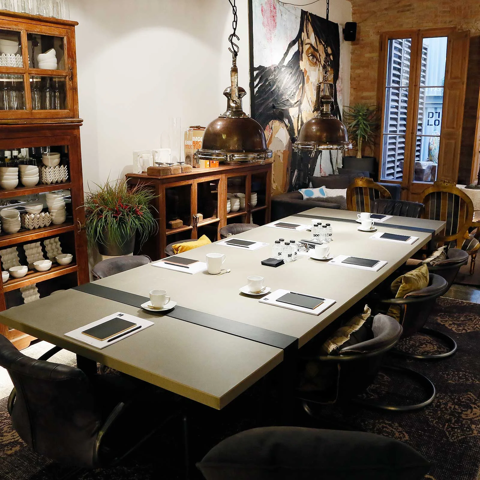 Zona mesa de reuniones