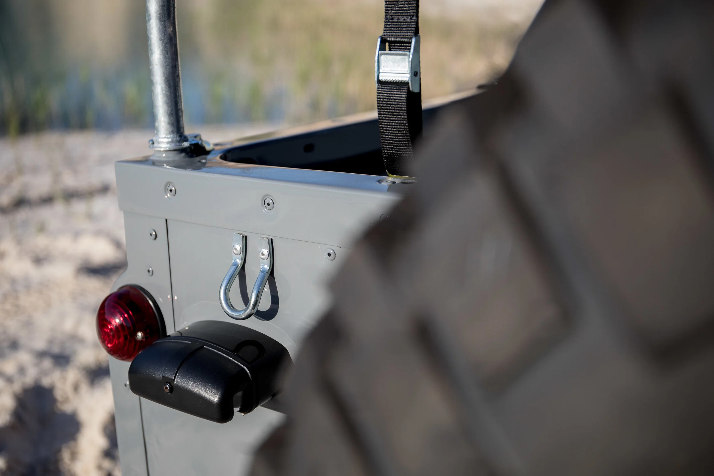 Coolnvintage Land Rover D90-43.jpg
