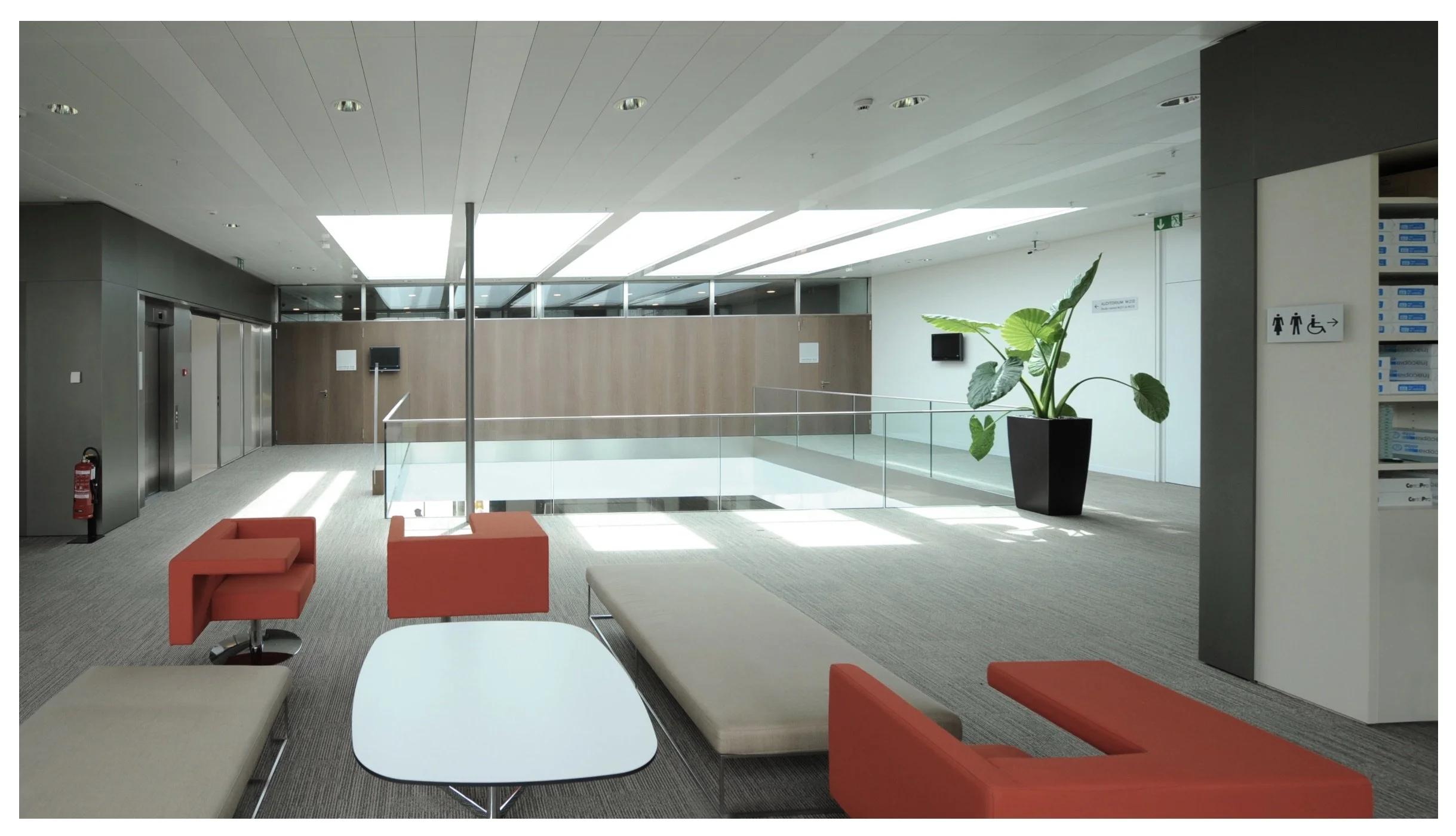  IMD Business School Breakout area 