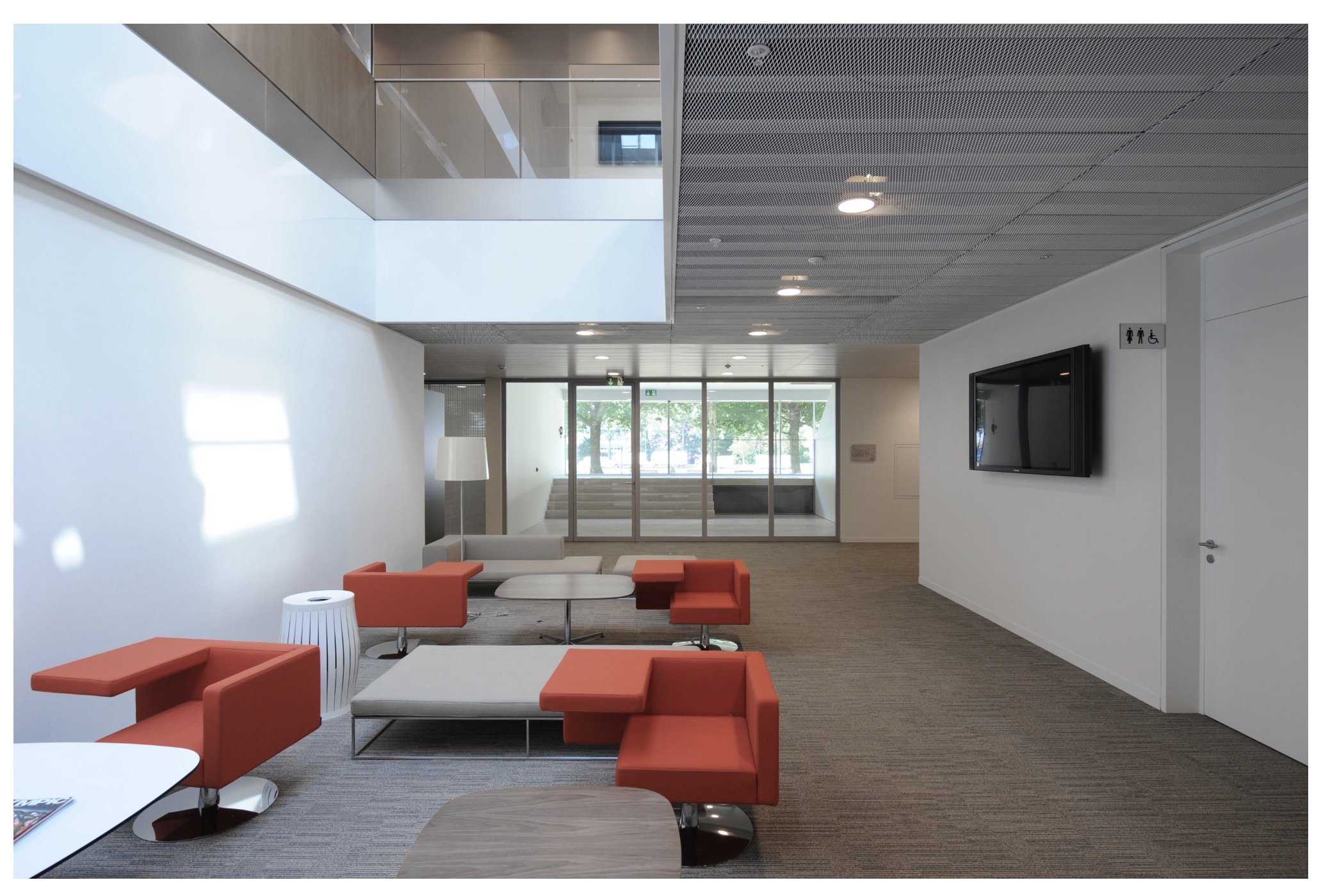 IMD Business School Breakout area