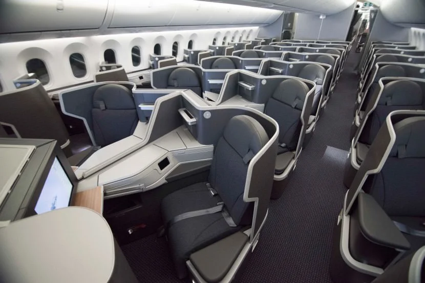 AA - American Airlines 777-200 Retrofit Super Diamond