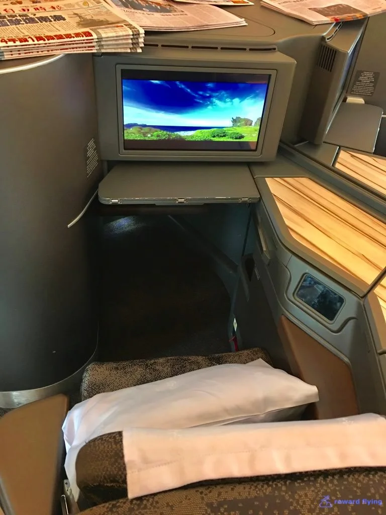 CI161 Seat 4 10C Foot.jpg