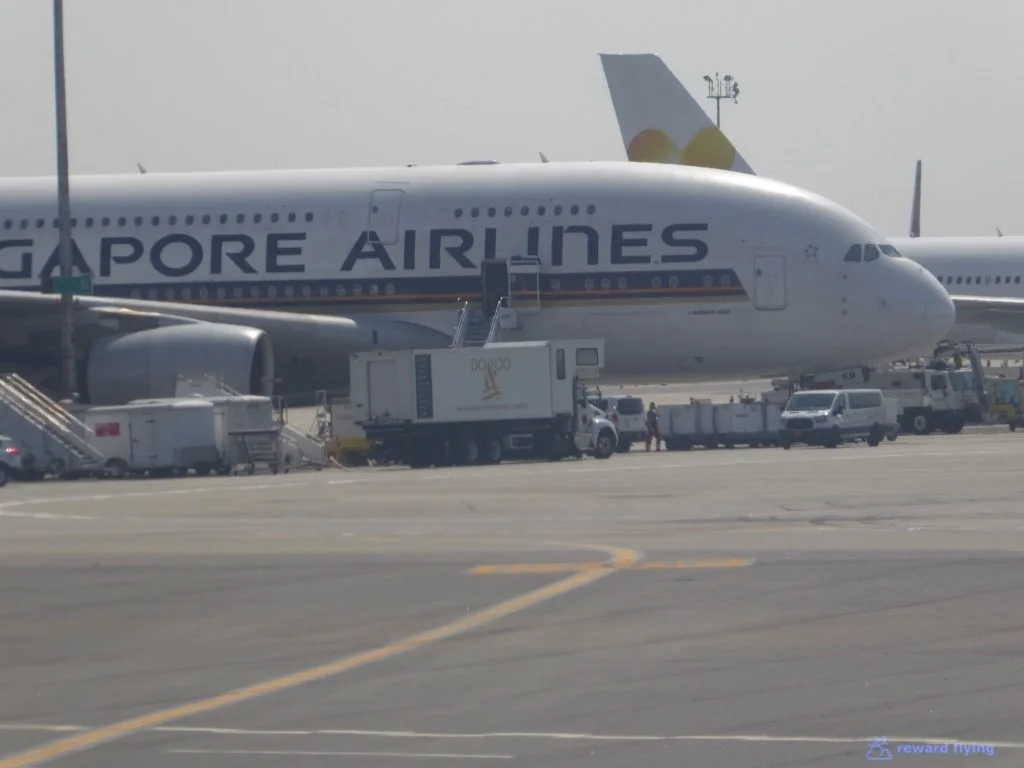 B6906 Scenic JFK SQ2.jpg