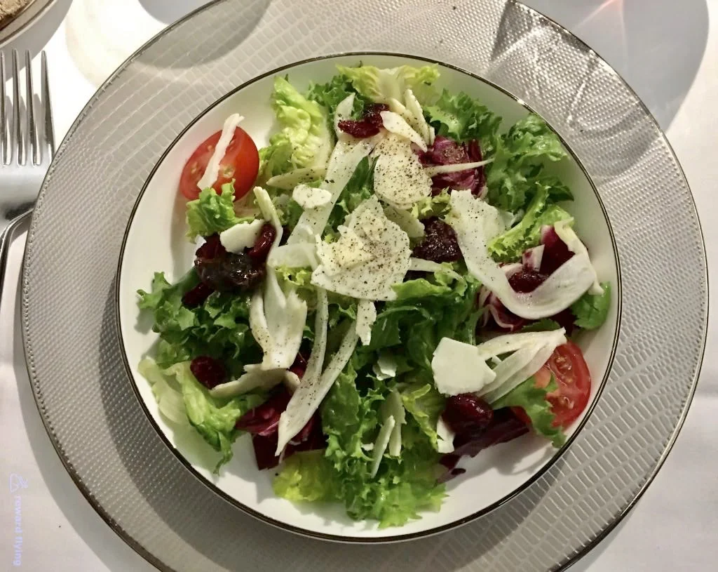 SQ25-1 M-Food Salad 1a.jpg