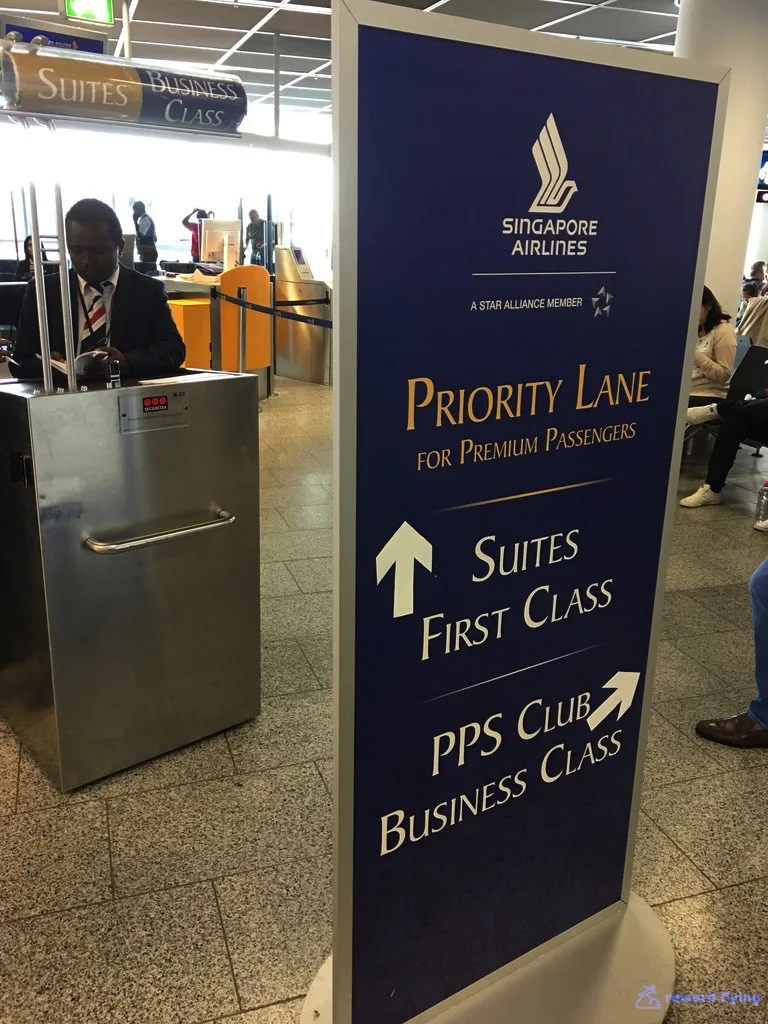 SQ25-2 Boarding 1.jpg