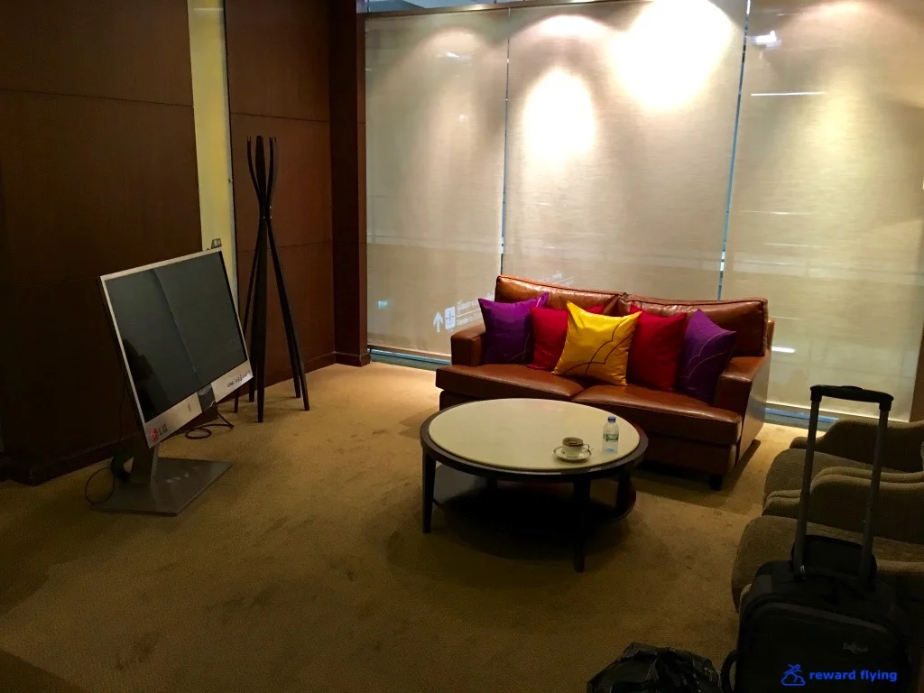 BKKRFL Room Priv 2.jpg