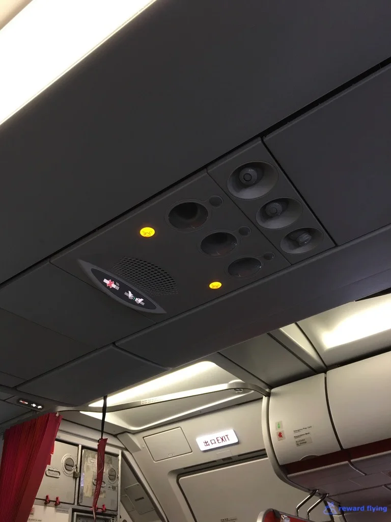 JQ258 Cabin 8.jpg