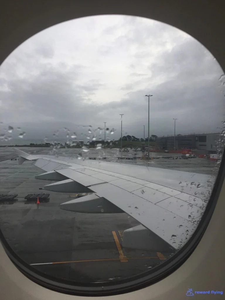 EK435 Depart 1.jpg