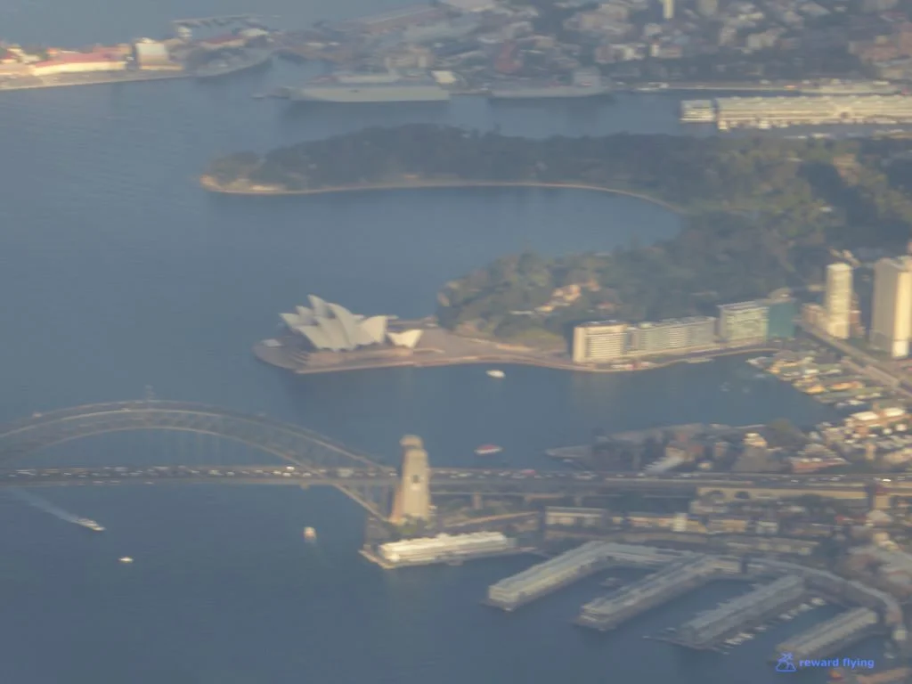 QF537 Scenic SYD 3.jpg