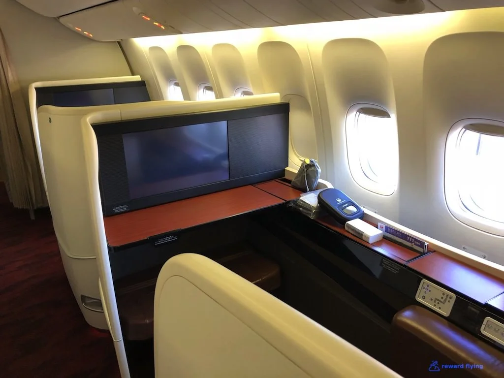 JL9 Cabin 3.jpg
