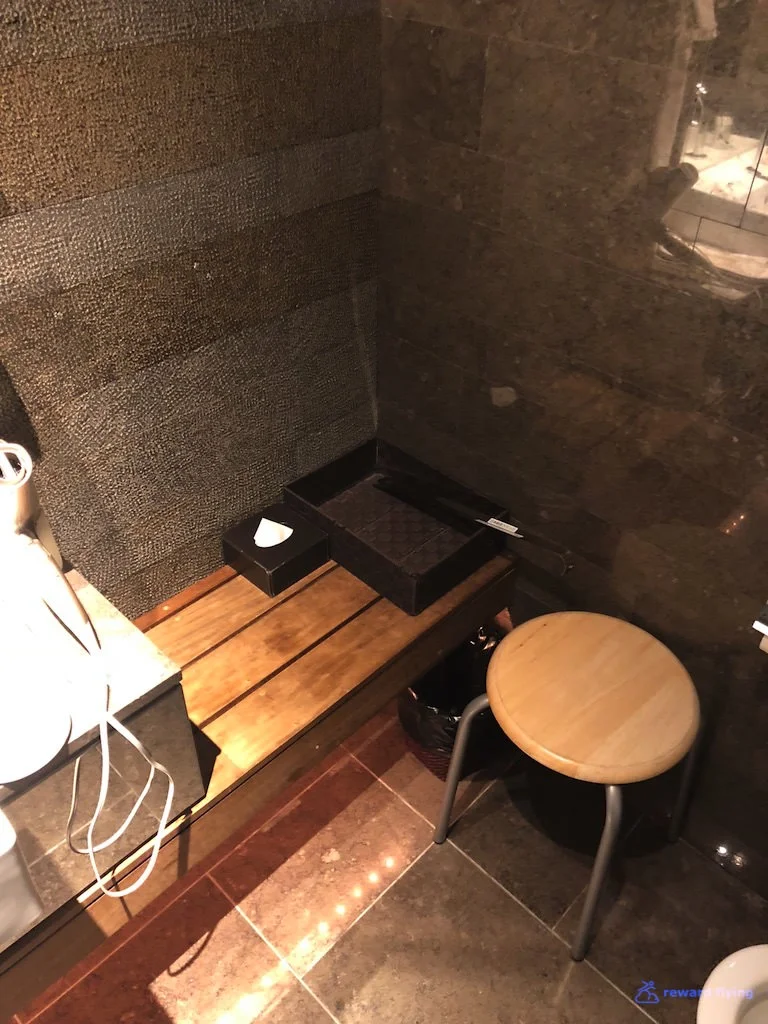 JLNRTFCL Shower 3.jpg