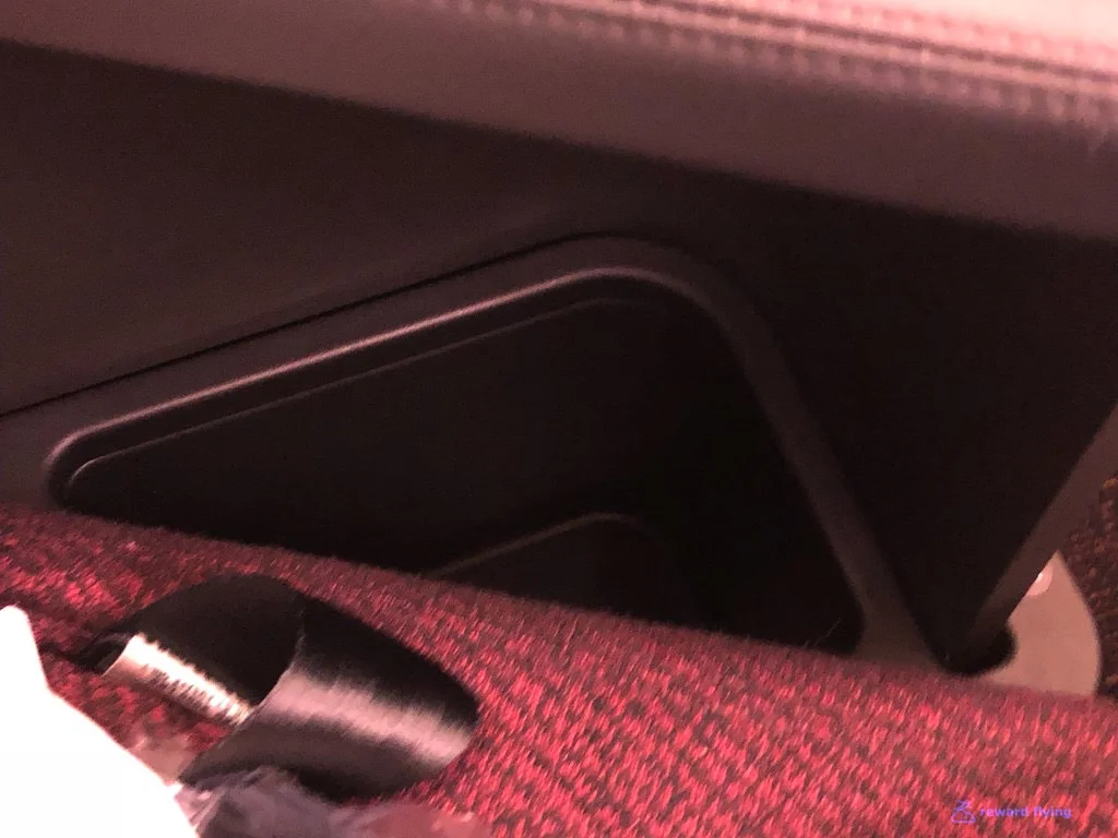 JL711 Seat Armrest storage.jpg
