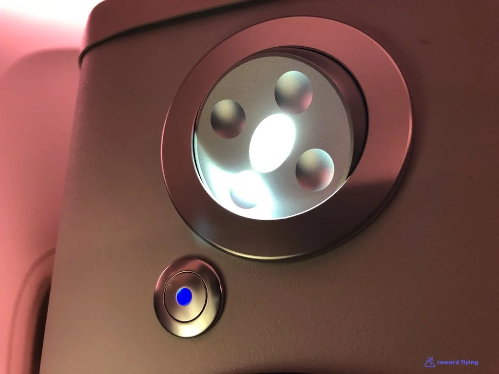 JL711 Seat Light.jpg