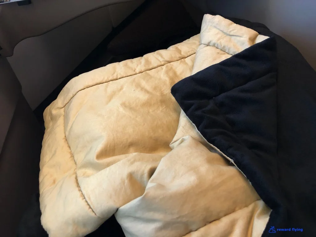 GA870 Amenity Blanket.jpg