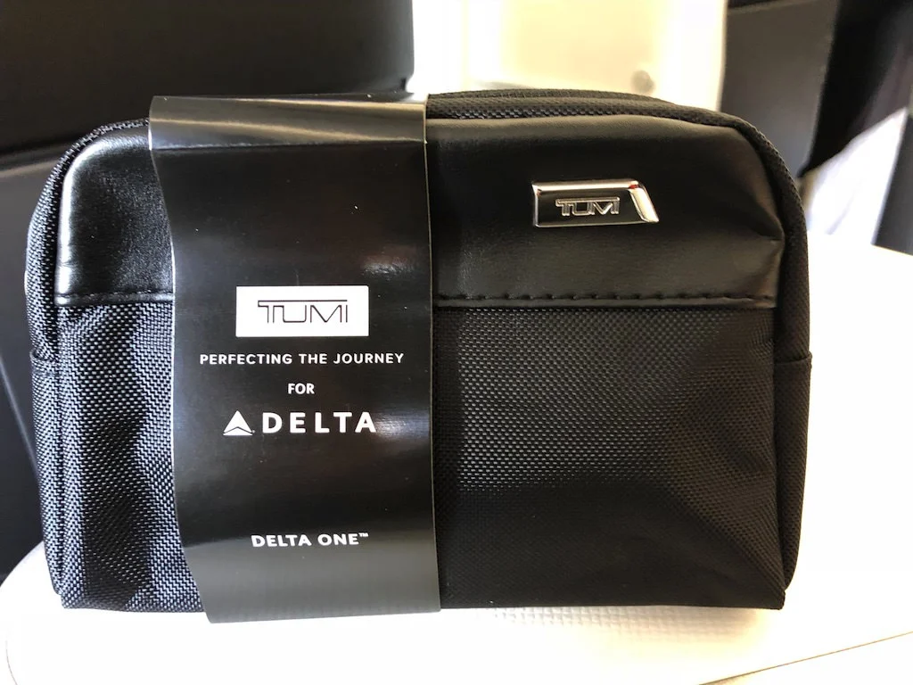 DL158 Amenity Kit.jpg