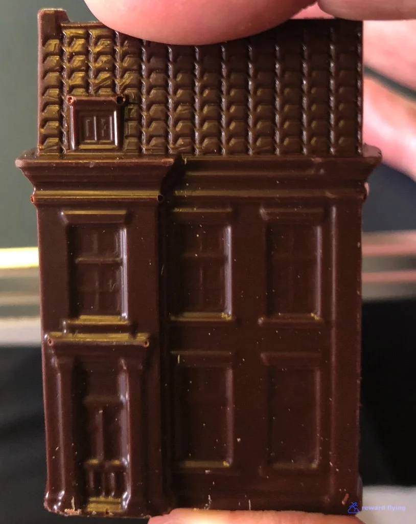 KL612 Food Choc 1.jpg
