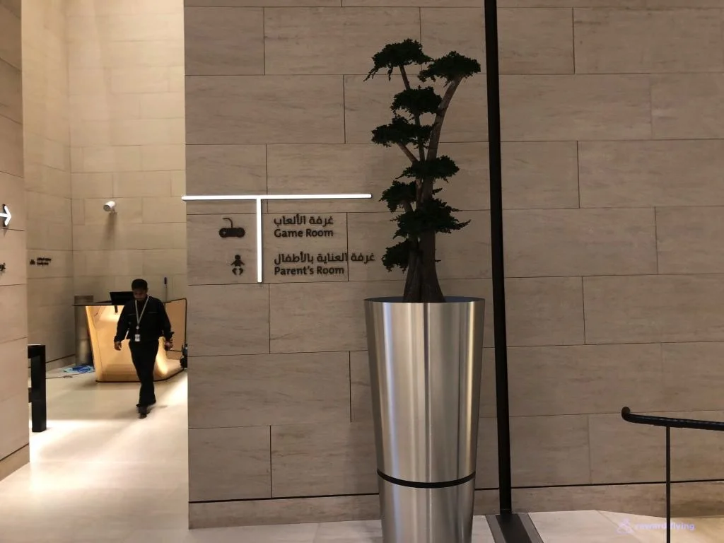 QR DOH FCL Room 4.jpg