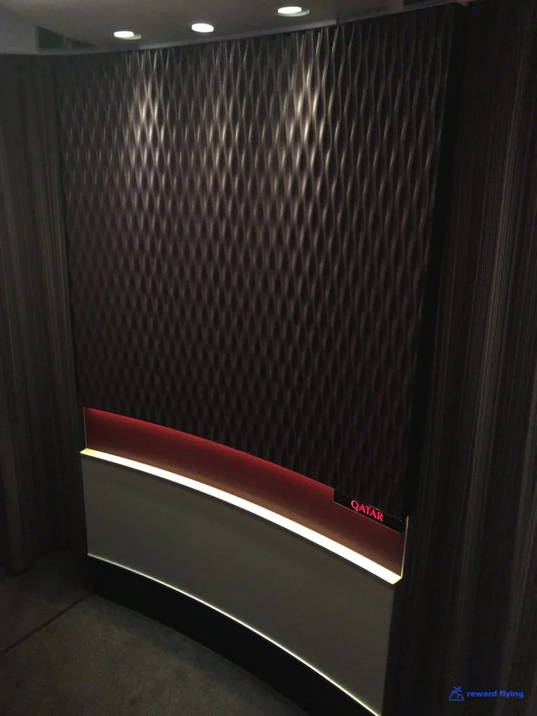 QR908 Cabin Stair 3.jpg