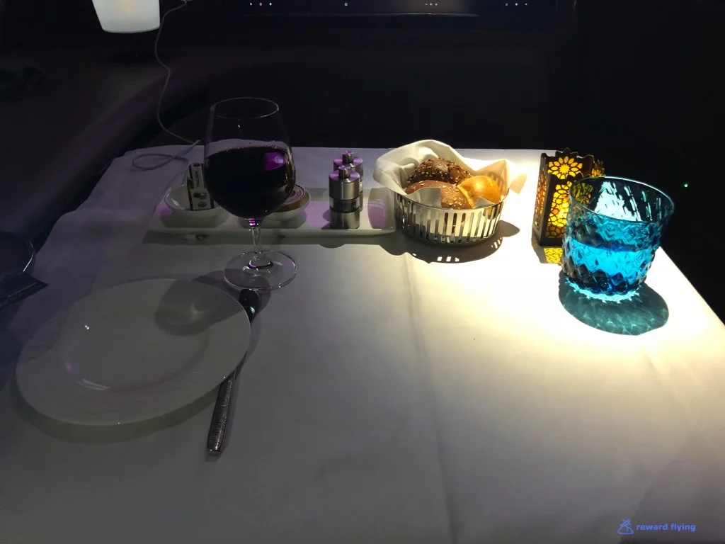 QR908 Food Brk 2.jpg