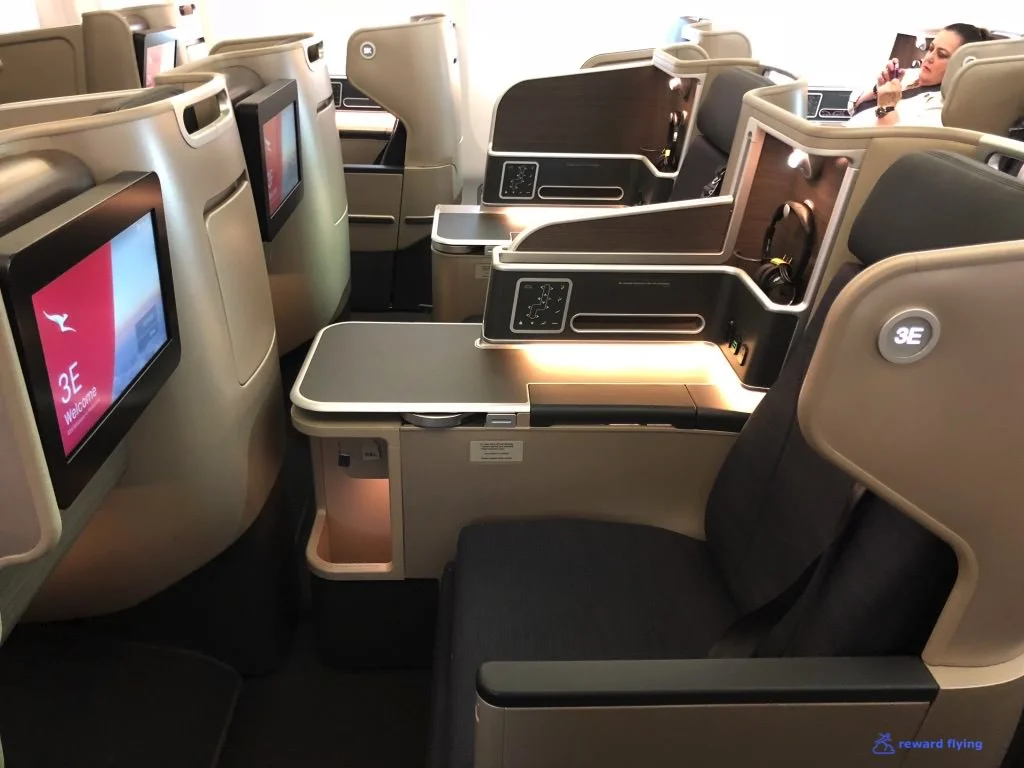 QF906 Cabin 8 Center Apart.jpg