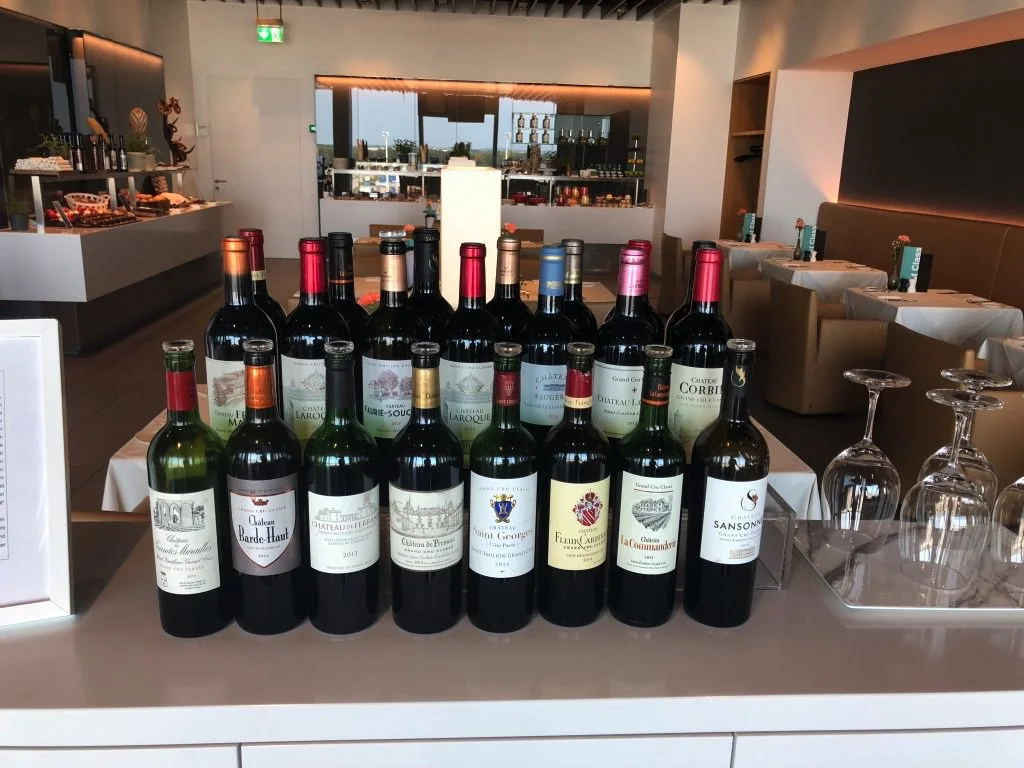 LH MUC FCL Wine bar 2.jpg