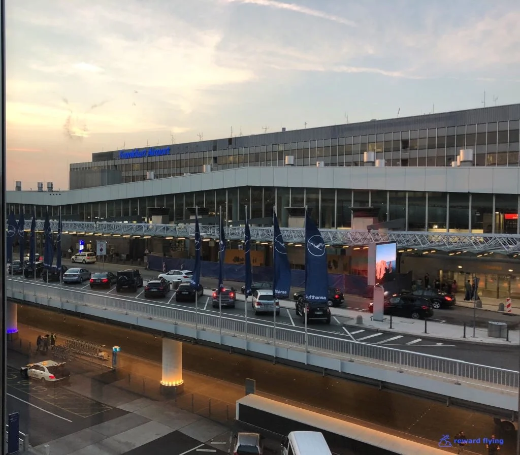 SQ26 Airport 1.jpg