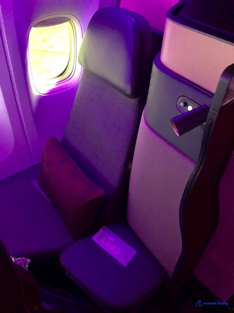 QR726 Seat 2.jpg