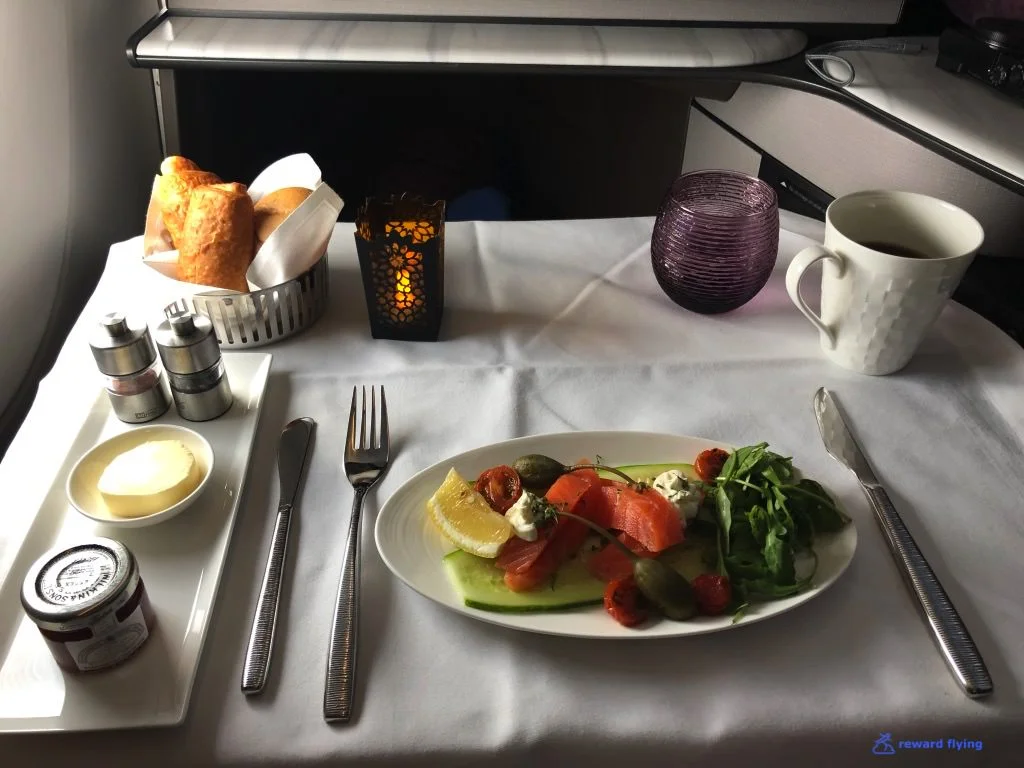 QR944 Food Brk 4.jpg