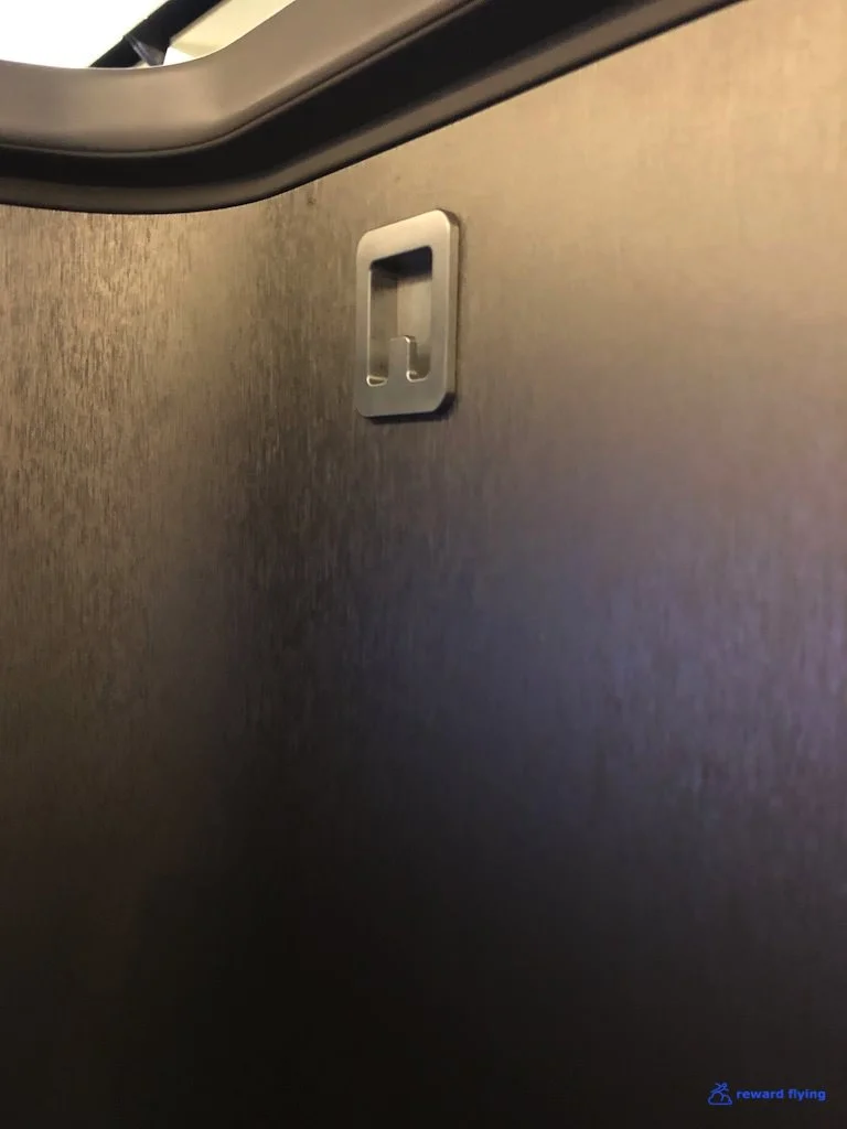 AA2300 Seat Coat.jpg
