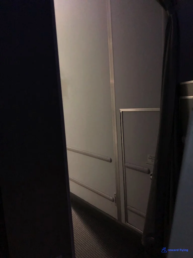 AA84 Cabin Curtain.jpg