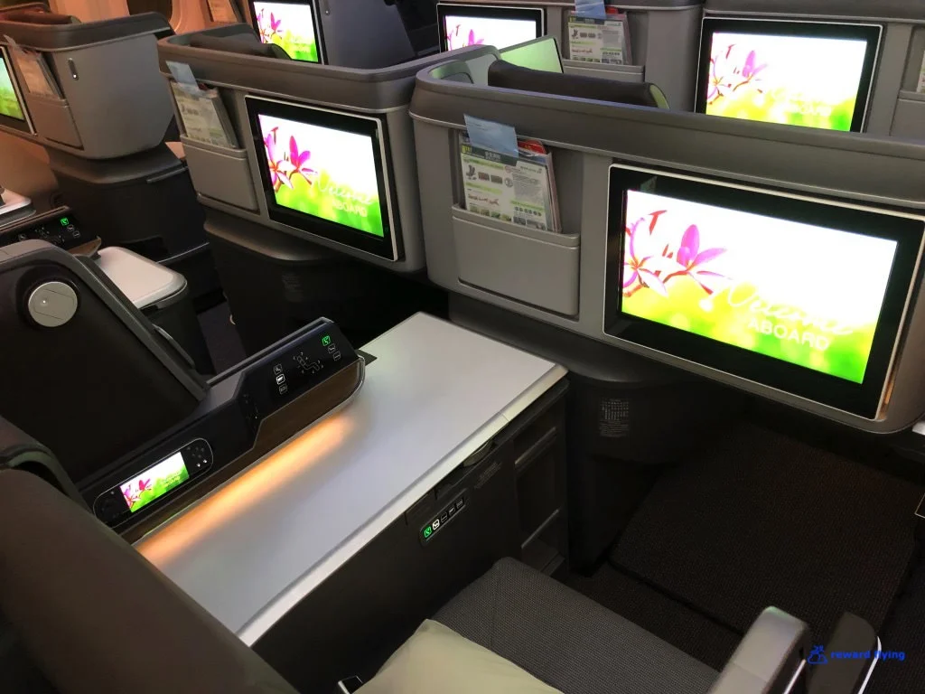 BR872 Cabin 6.jpg