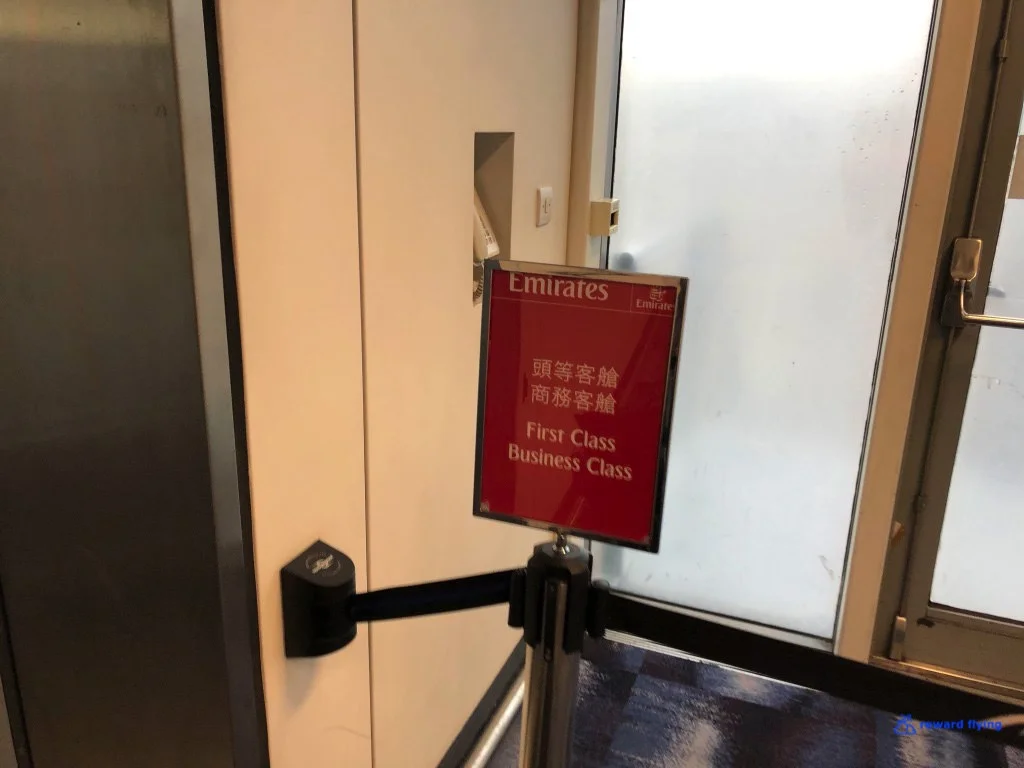EK383 Boarding 2.jpg