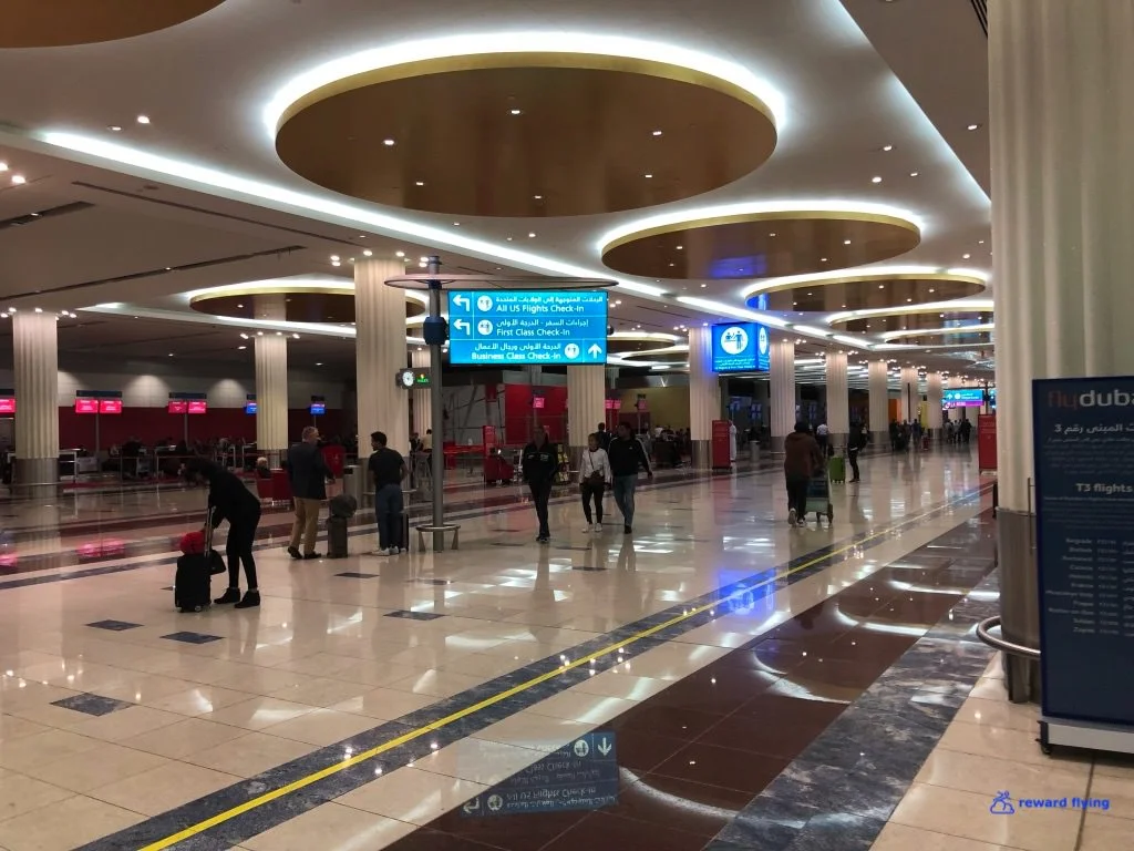 EK235 Airport 2.jpg