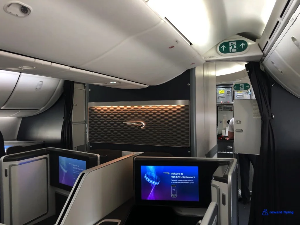BA281 Cabin 3.jpg