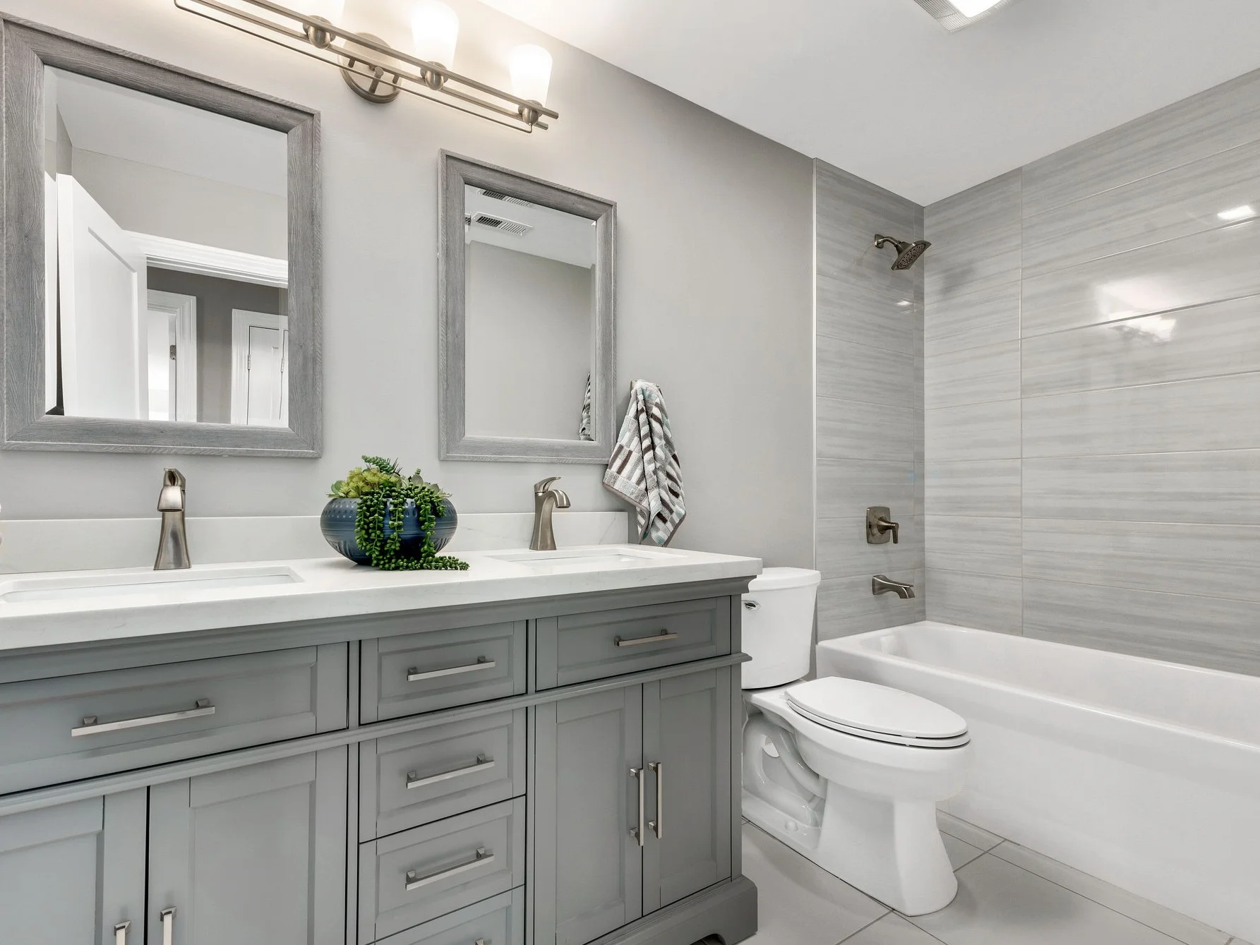 Elmhurst+Bathroom+Remodeling+-+Kure+Construction+Inc.jpg
