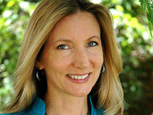 LORI SMITH - PRODUCER/BROADCAST MEDIA SPECIALIST