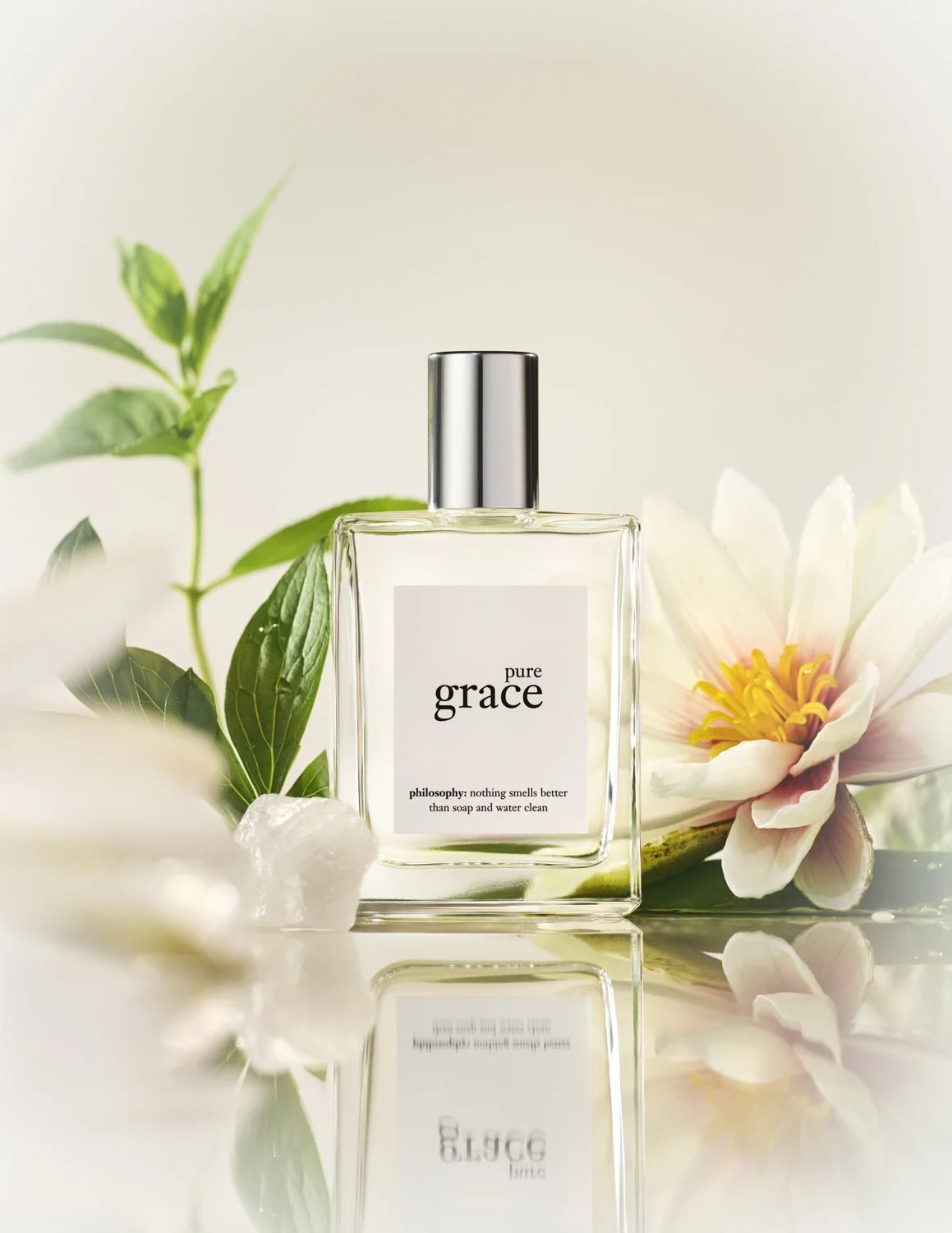 25-06 3248-03B DGN_PHS PG EDT BOTTLE WITH INGREDIENTS_RGB300.jpg