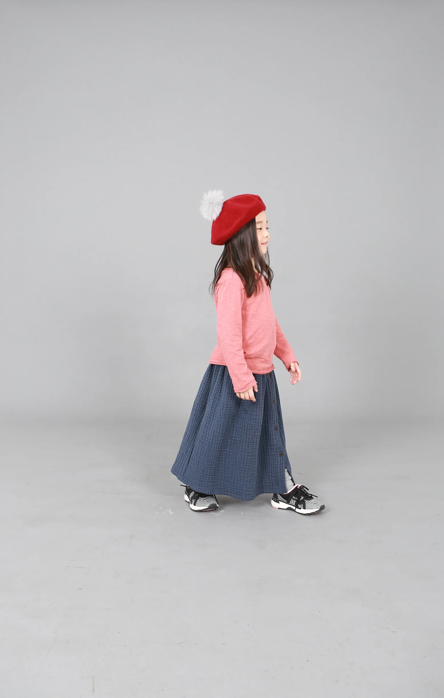 long button skirt 02.jpg