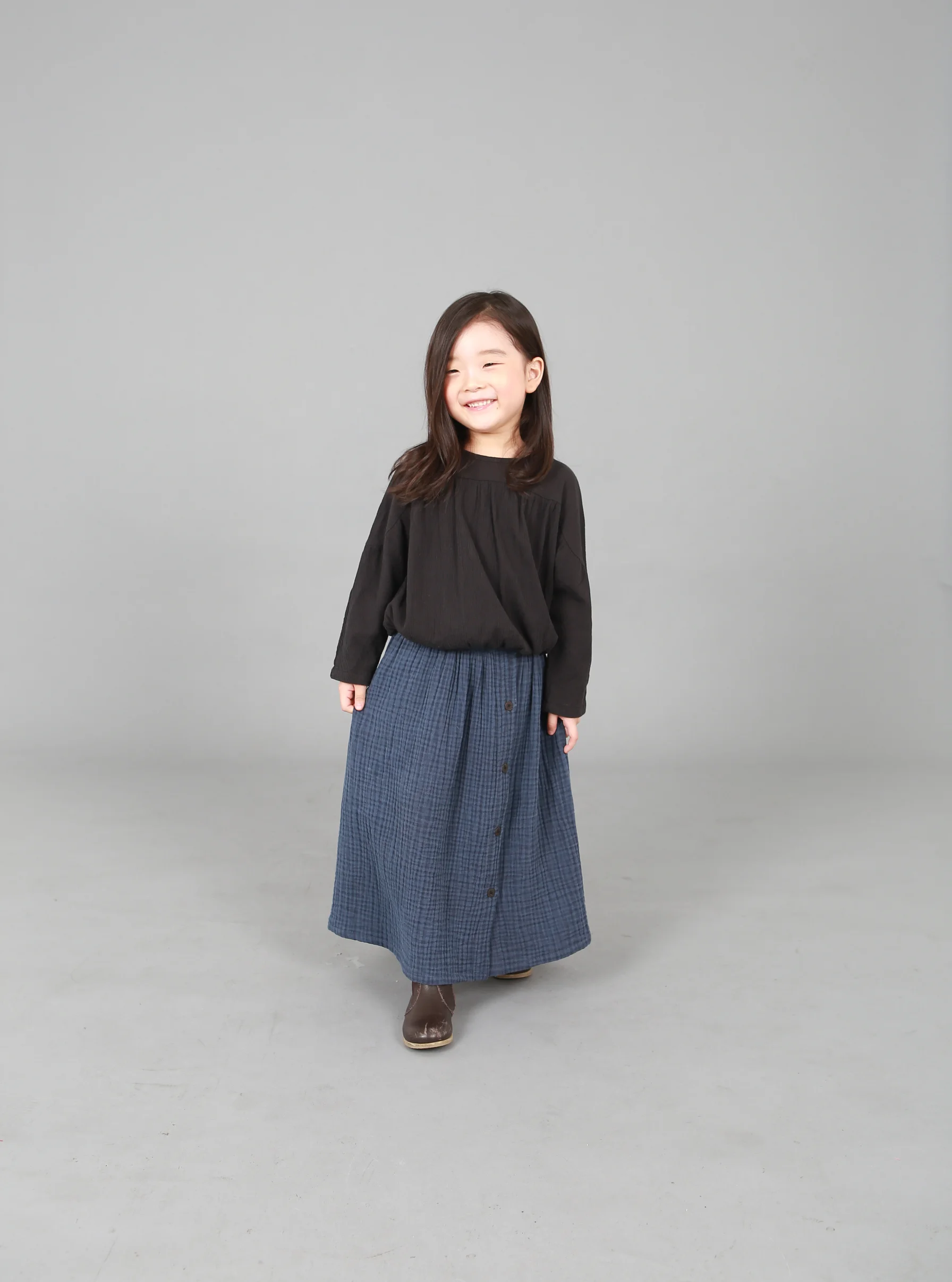long button skirt 03.jpg