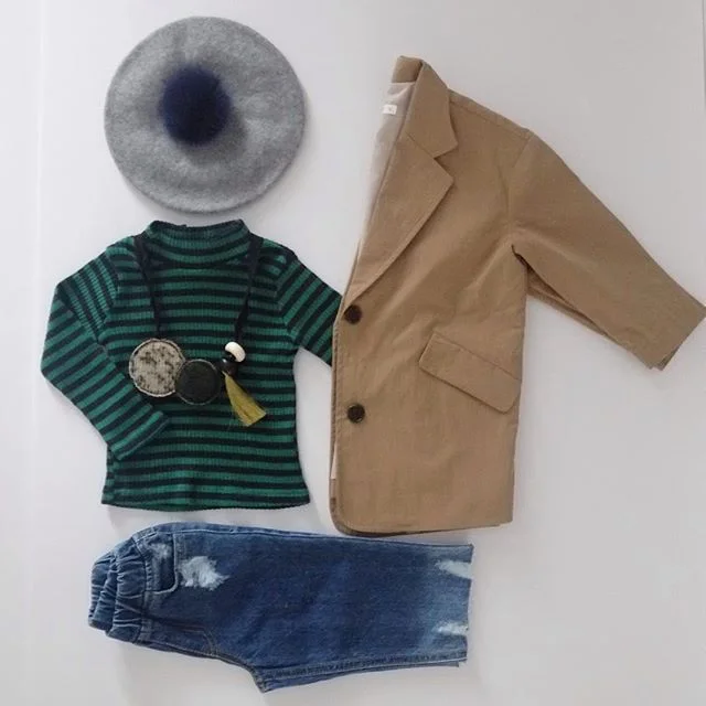 No news from #korea today so experimenting with #flatlay. Let me know if you have any tips! #pijjakids #kidsshop #kidswear #kidsonlineshop #kidsboutique #koreankidswear #koreankidsfashion #koreankidsstyle #kfashion #kidsfashion #kidsootd #kidsflatlay