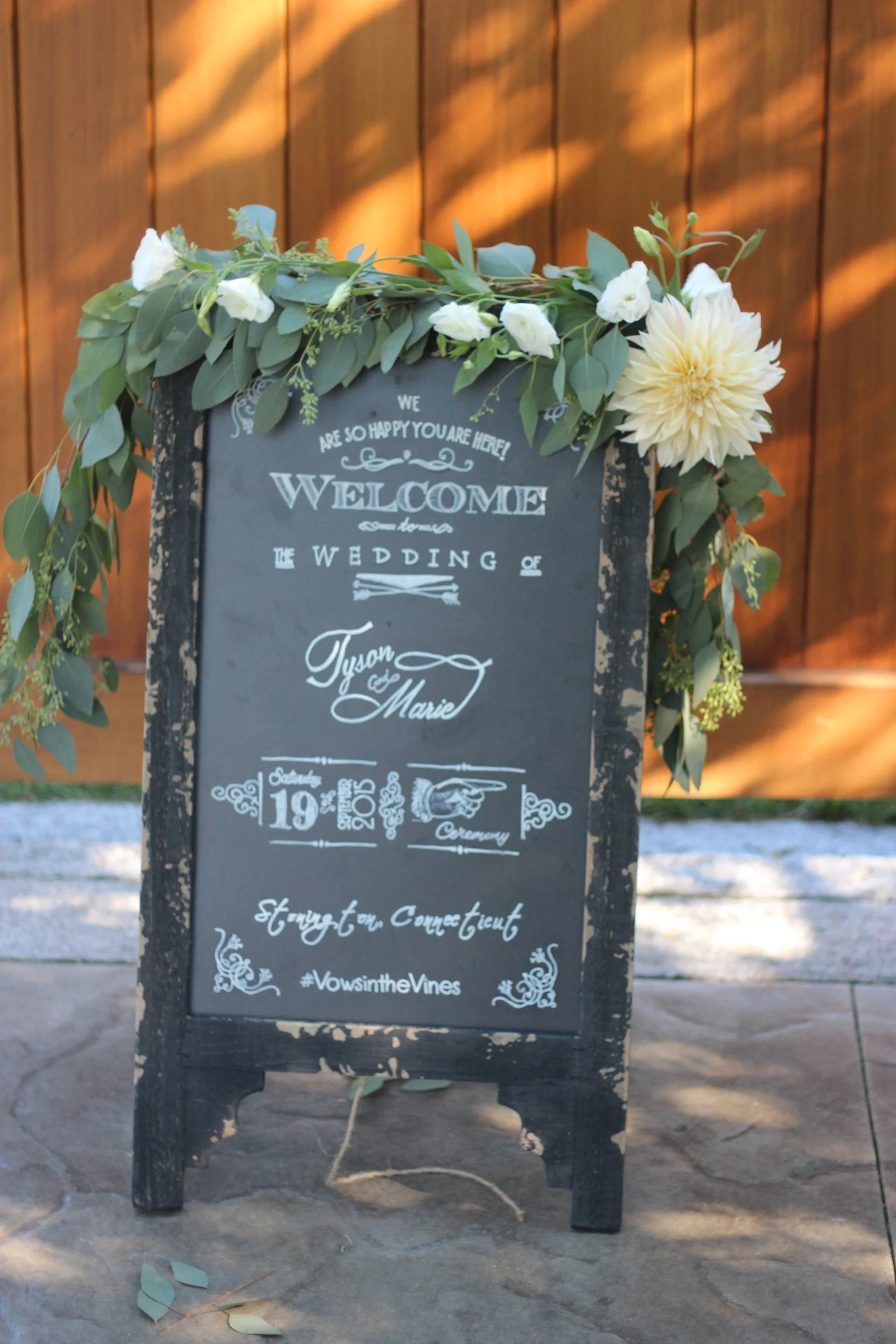 garland-for-sign_23361177729_o.jpg
