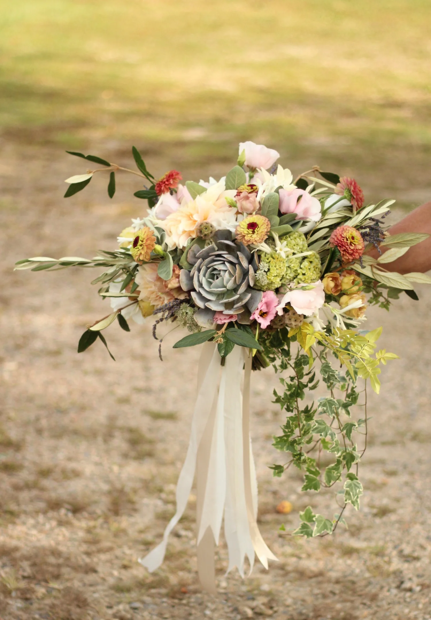 bridesmaid-bouquet_23102154693_o.jpg